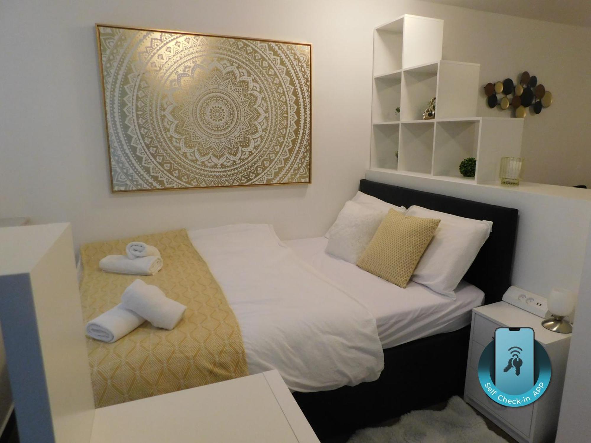 Modern Center Studio Under The Castle V Apartment Ljubljana Ngoại thất bức ảnh